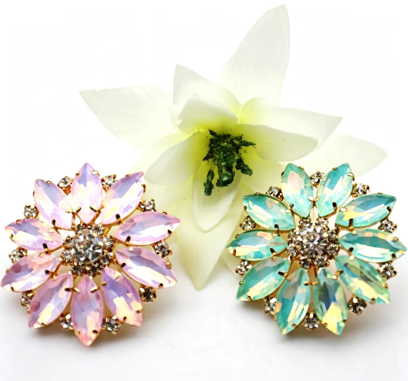 Mixed Color Flower Marquise Re - Sew On Rhinestone 评论和价格